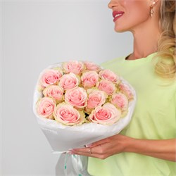 15 нежно-розовых роз Фрутетто 60 см 2505