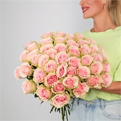 51 нежно-розовых роз Фрутетто 60 см 2512