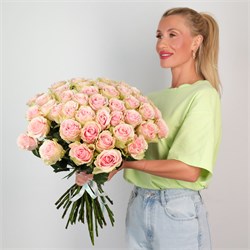 51 нежно-розовых роз Фрутетто 50 см 2477_2583F