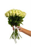 Букет из 35 белых роз (Кения) 40 см с лентой 2568